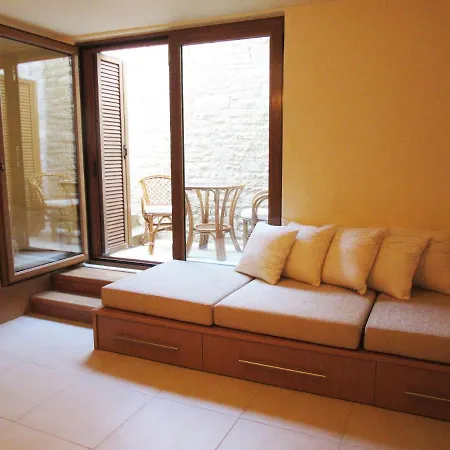 Luxurious Infinity Pool Private With Gardens Villa *